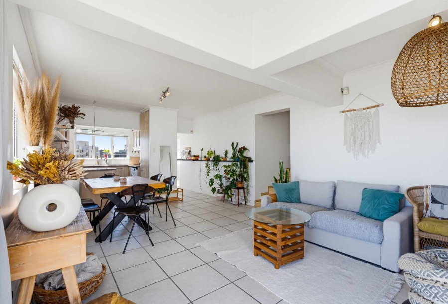 2 Bedroom Property for Sale in Bantry Bay Western Cape